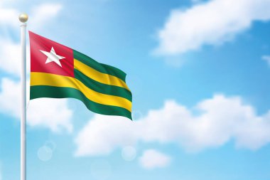 Gökyüzü arka planında Togo bayrağı sallıyor. Bağımsızlık Günü poster tasarımı için şablon