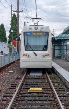 Gresham Oregon terminalindeki tramvay toplu taşımacılığı.