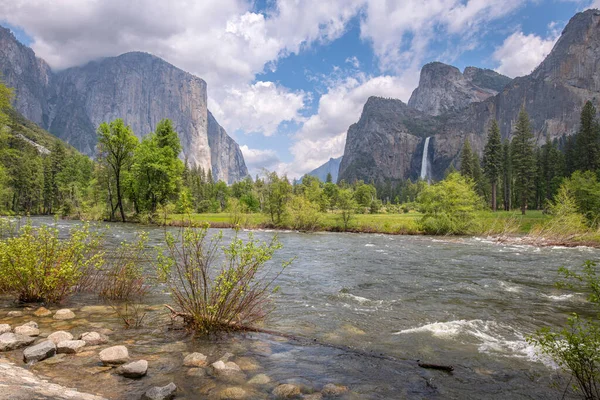 Yosemite Nationaal Park Vallei Uitkijkpunt Rivierstroom Landschap — Stockfoto