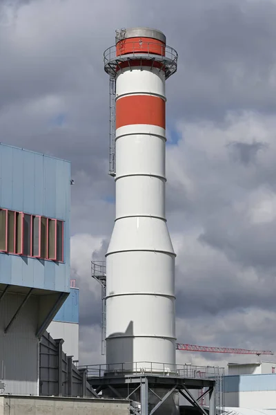 Труба Теплоэлектроцентрали Парогазового Цикла Брно Чехия — стоковое фото