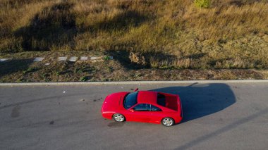 Ferrari 348 GTB 348 TB modifiye edildi, 348 GTB dinamik performans özellikleri ile iki koltuklu berlinetta oldu