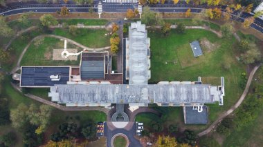 Salsomaggiore kasabası Oanorama insansız hava aracı görüntüsü