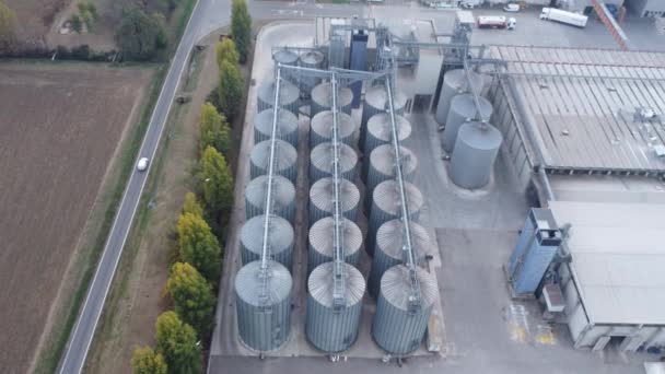 Αεροφωτογραφία Του Drone Γεωργικές Σιλό Βιομηχανικοί Ανελκυστήρες Στεγνωτήρια Κτίριο Εξωτερικό — Αρχείο Βίντεο
