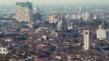 Brescia, İtalya - Kasım 2022 Castle Hill 'den panoramik manzara
