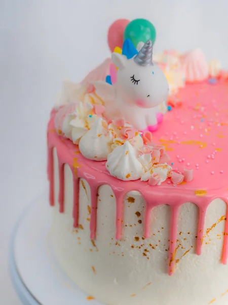 Рожевий Матовий Крапельний Глазурований Білий Торт День Народження Єдинорогом Блискітками — стокове фото