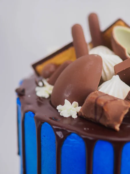 Μπλε Παγωμένη Τούρτα Παγωτού Macro Close Μαύρη Σοκολάτα Άχνη Και — Φωτογραφία Αρχείου