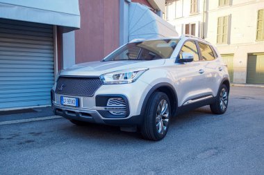 Cremona, İtalya - Dr. 4 SUV geçiş formu İtalyan DR Motor Şirketi Mayıs 2023.