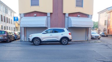 Cremona, İtalya - Dr. 4 SUV geçiş formu İtalyan DR Motor Şirketi Mayıs 2023.
