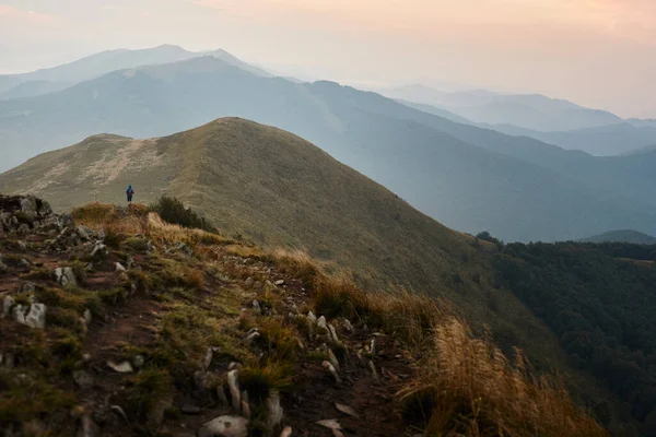 Bergwandern Berglandschaft Malerischer Blick Auf Berggipfel Hänge Hügel Und Täler — Stockfoto