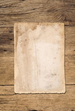 Ahşap tahtada eski kağıt dokusu
