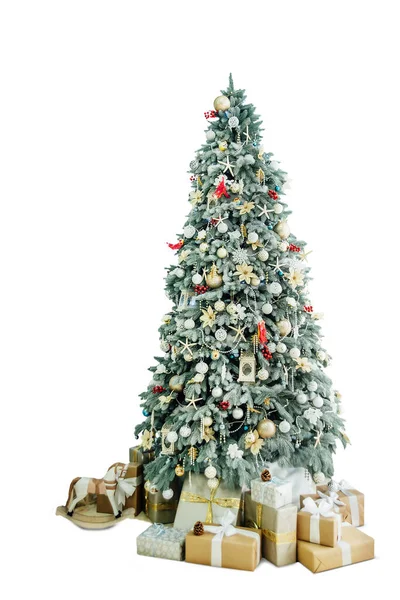 Χριστουγεννιάτικο Δέντρο Απομονωμένο Στο Λευκό Όμορφη Πρωτοχρονιά Διακοσμημένο Εσωτερικό Σπίτι — Φωτογραφία Αρχείου