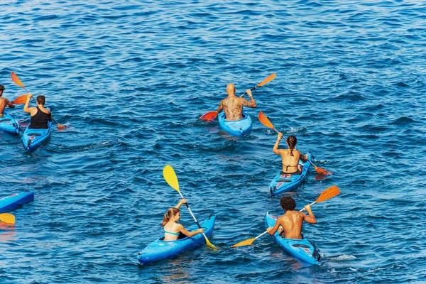 Spezia Italy July 2022 Large Group Kayakers Blue Mediterranean Sea — Stock Photo, Image