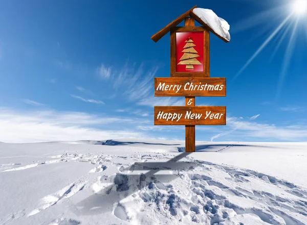 メリークリスマスとハッピーニューイヤー 太陽光 コピースペースを持つ澄んだ青い空に対して雪の風景の上に赤い彗星の星と小さなクリスマスツリーで木製の看板 — ストック写真