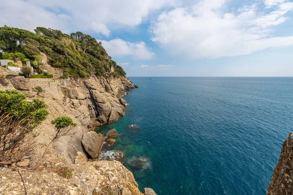 Costa Rochosa Mar Mediterrâneo Mar Ligúria Aldeia Portofino Resort Turístico — Fotografia de Stock