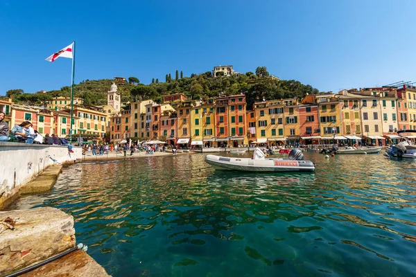 Portofino イタリア 2023年4月8日 ジェノヴァ県 リグーリア州 イタリア ヨーロッパの高級観光地 ポルトフィーノの有名な村 地中海 リグーリア海 — ストック写真