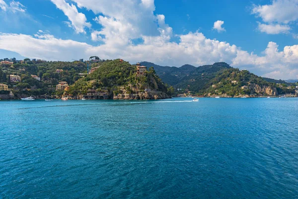 Kusten Den Berömda Byn Portofino Med Bukten Paraggi Och Santa — Stockfoto