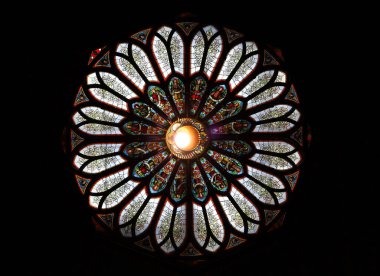 Montreal Notre Dame Bazilikası, Katolik kilisesinin içinde - antik dekorasyon, gotik stil, vitray pencereler.