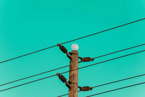 Telihold Pólusok Nagyfeszültségű Elektromos Hálózatok — Stock Fotó