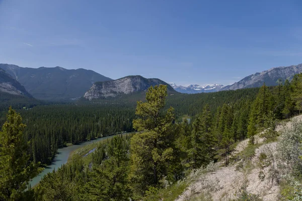 Bergweg Canadese Rockies Banff National Park Cascade Berg Bij Snelweg — Stockfoto