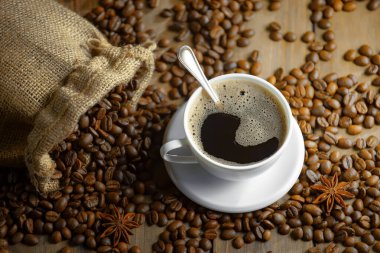 Kahve çekirdekli espresso kahve..