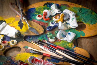 Çizim için boya ve fırça. Sanatsal yaratıcılık.