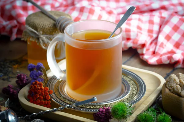 Ζεστό Γλυκό Τσάι Ένα Φλιτζάνι Παλιό Φόντο — Φωτογραφία Αρχείου