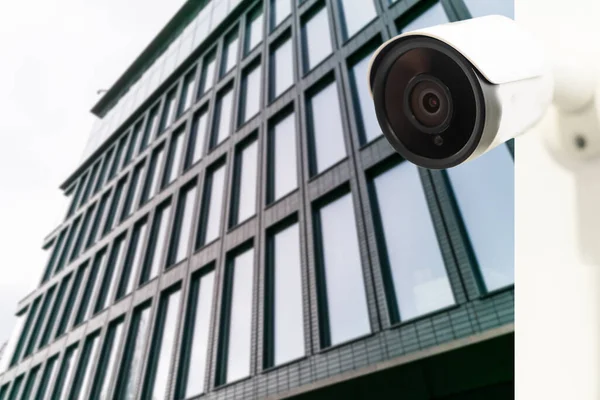 Überwachungskamera Bürogebäude — Stockfoto