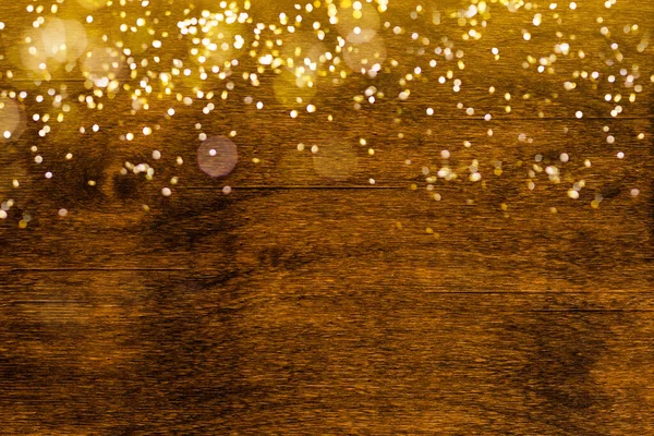 Świecąca Girlanda Choinkowa Drewnianym Tle — Zdjęcie stockowe