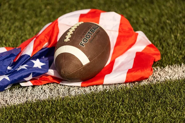 Futebol Americano Grama Verde Bandeira Dos Estados Unidos América Fundo — Fotografia de Stock