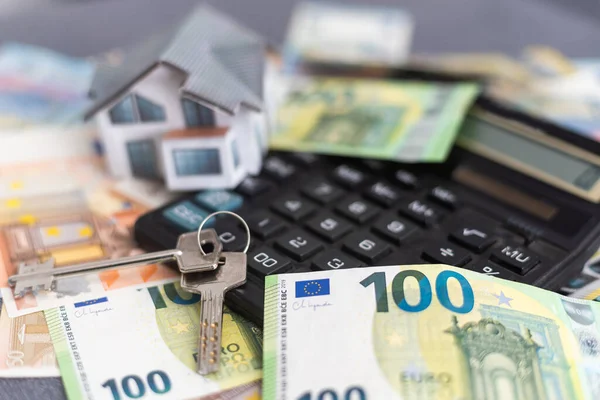 Close House Model Euro Bank Note Calculator — Stock Photo, Image