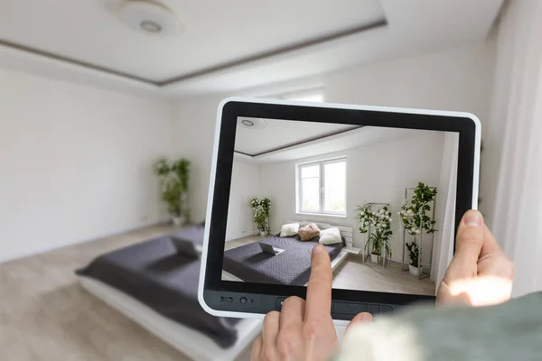 Hands Holding Tablet Showing Plans Finished Room Modern Apartment Technical — Stock Photo, Image