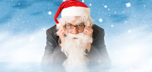 Geschäftsmann Mit Weihnachtsmütze Feier — Stockfoto
