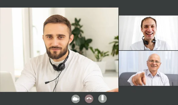 ビデオ会議 ビデオ通話でオンライン会議のための多言語ビジネスチーム 家で働くスマートなグループ — ストック写真