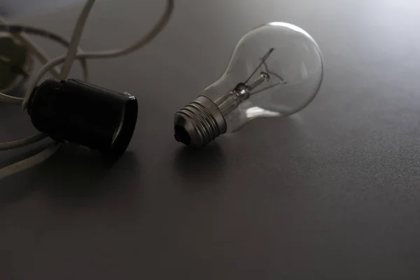 Toma Luz Color Negro Para Lámpara Bombilla Sobre Fondo Gris — Foto de Stock