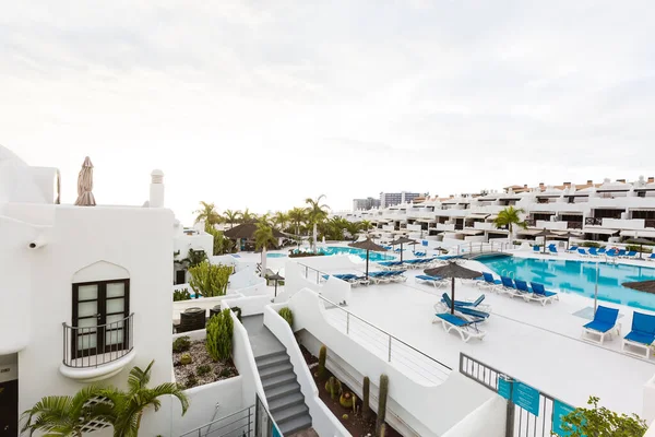 Het Terras Met Uitzicht Zee Luxe Hotel Santorini Eiland Griekenland — Stockfoto
