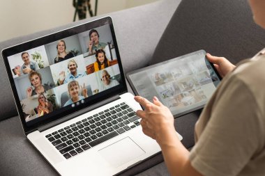 Webinar Toplantısı Video Konferansı. Çoklu Ekranda Çevrimiçi İzleme