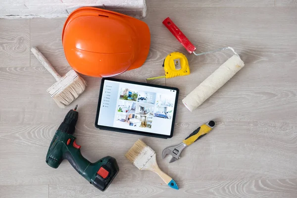 Repair Diy Home Improvement Concept Close Tablet Computer Painting Tools — Fotografia de Stock