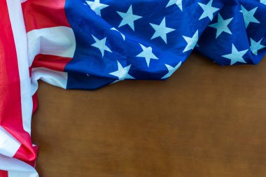 Amerika Birleşik Devletleri bayrağı ahşap arka plan üzerinde.