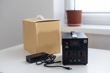 Taşınabilir şarj istasyonu, güç teknolojisi.