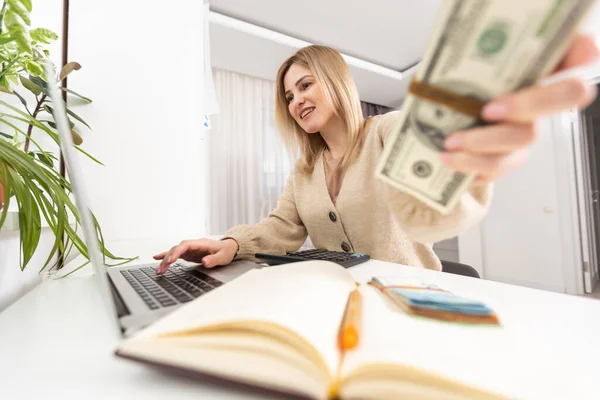 Close Woman Busy Paying Bills Online Computer Calculating Household Finances — Stock Photo, Image