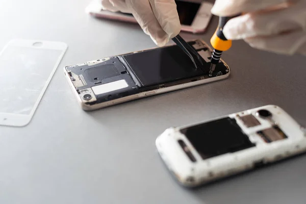 Technician Repairing Mobile Phone Soldering Iron Concept Data Hardware Technology —  Fotos de Stock