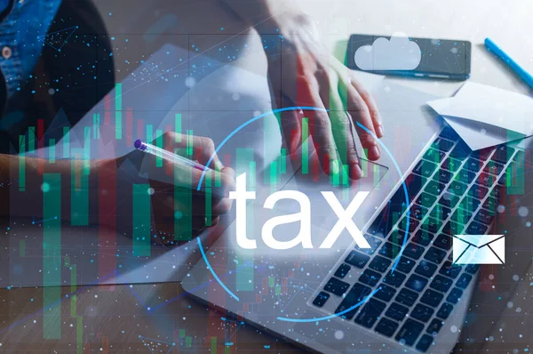 Business Hand Clicks Virtual Screen Tax Return Online Tax Payment —  Fotos de Stock