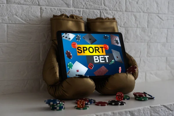 Betting Smartphone Boxing Match White Background — стоковое фото