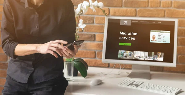 Top View Laptop Text Cloud Migration Migration Cloud — Stockfoto