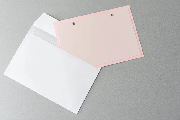 Cartão Papel Branco Com Envelope — Fotografia de Stock