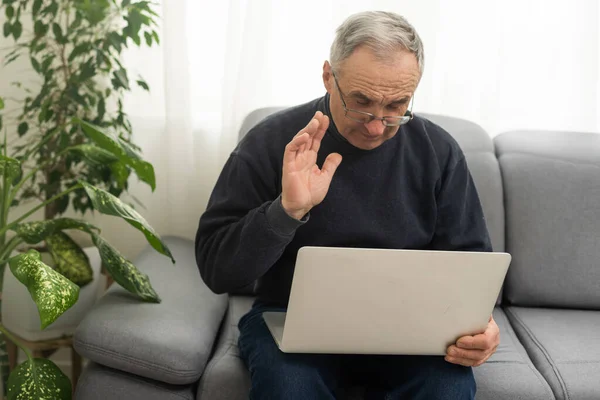 Shot Senior Man Using His Laptop While Relaxing Home — Stock Photo, Image