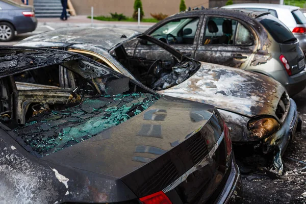 Burned Car Set Fire Cars Parking Lot Bandit Wars Destruction — Stock Photo, Image