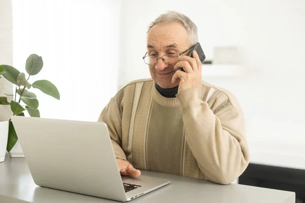 Senior Man Looking Laptop Phone Calling Home — Foto Stock