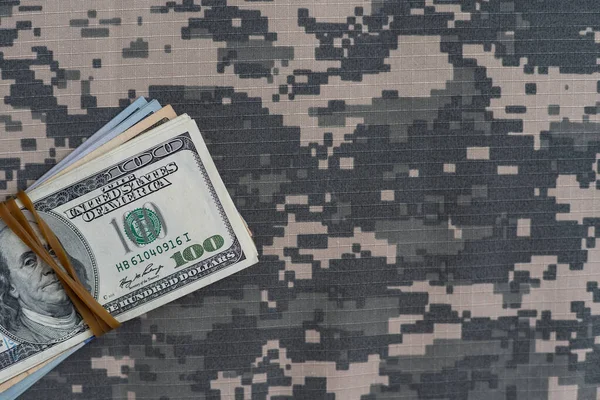 Bons Dollar Américain Sur Tissu Avec Texture Camouflage Pixel Militaire — Photo