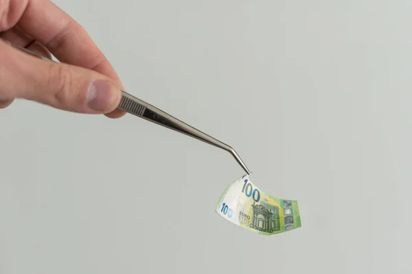 Notas Euros Dinheiro Pinças — Fotografia de Stock